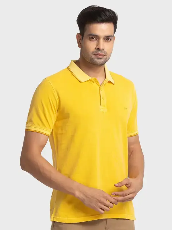 Colorplus Men Yellow Tailored Fit Solid Cotton T-Shirt