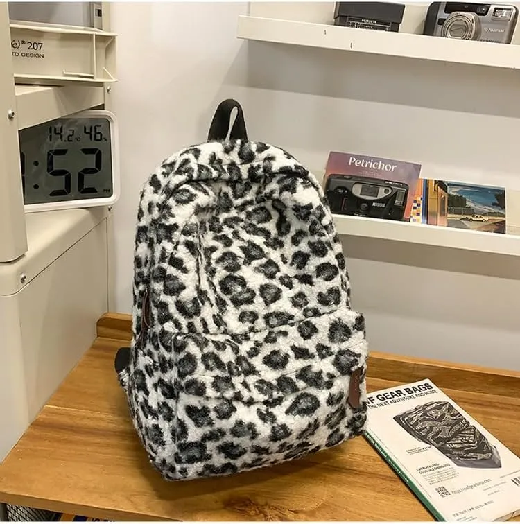 Cute Backpack Fuzzy Cheetah Shoulder Bag, Y2k Purse Fleece Chic Bookbag Trendy Aesthetic Coquette Daypack 90s Purse (White)