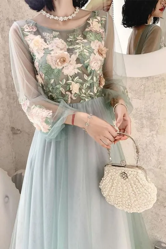 Elegant Long Sleeves Appliqued Tulle Prom Floor Length Appliques Evening Dress