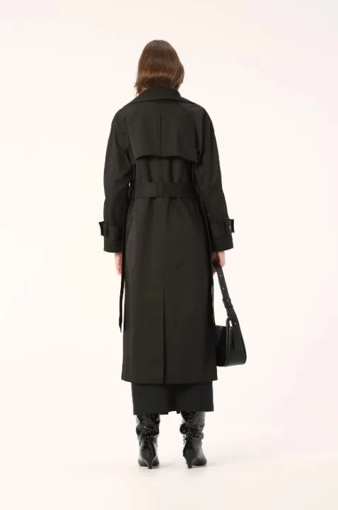 Shiro Trench Black
